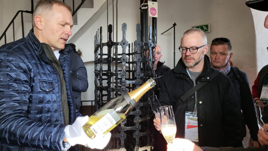Kurt István Taschner serving bubbles for Hungarian Wine Summit guests