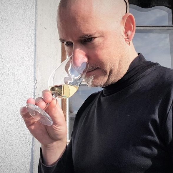 Adrian van Velsen Swiss wine writer