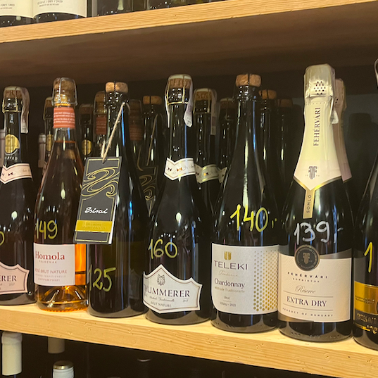 Hungarian sparkling wines in Warsaw